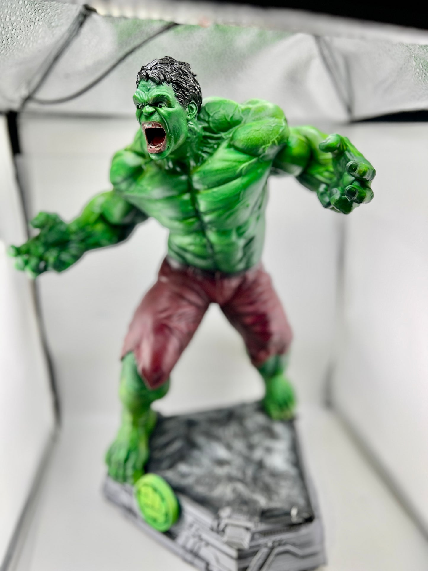 Figurine Hulk 45cm, peinte à la main