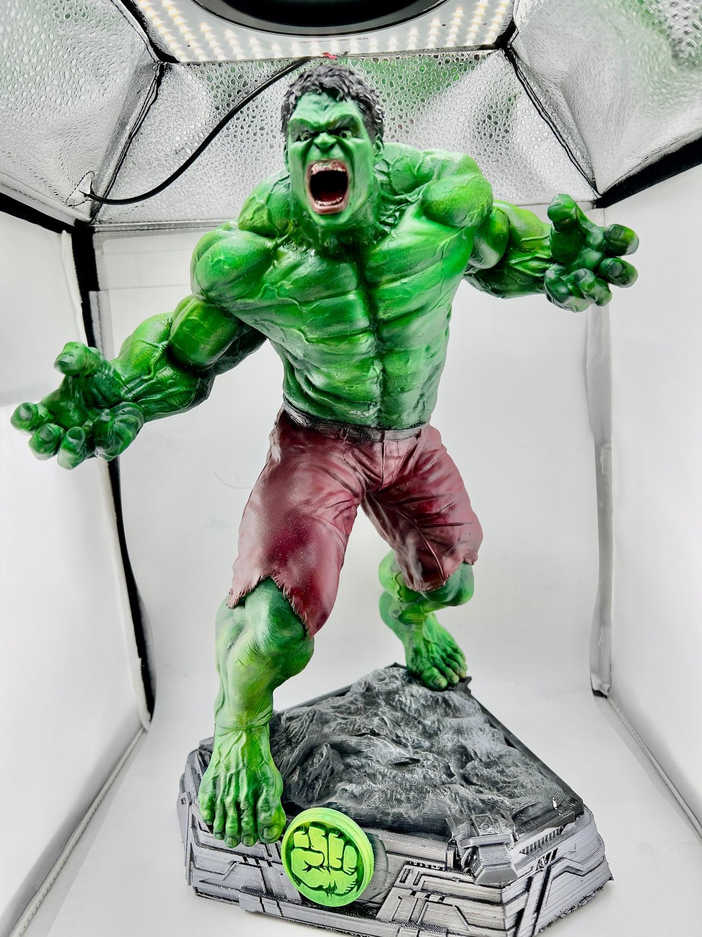 Figurine Hulk 45cm, peinte à la main